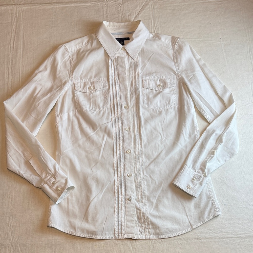 Banana Republic Women's White Button-Down Long Sleeve Shirt Front Pockets Size S